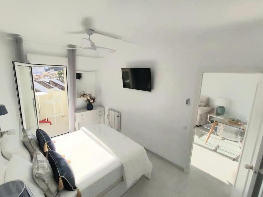 Lux. Frontbeach-Terrace. 5 Pools.Tv. 2 A.C.Netflix Benalmádena Exteriör bild