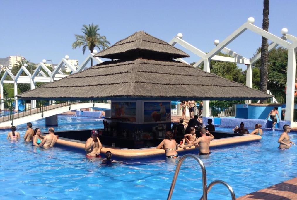 Lux. Frontbeach-Terrace. 5 Pools.Tv. 2 A.C.Netflix Benalmádena Exteriör bild