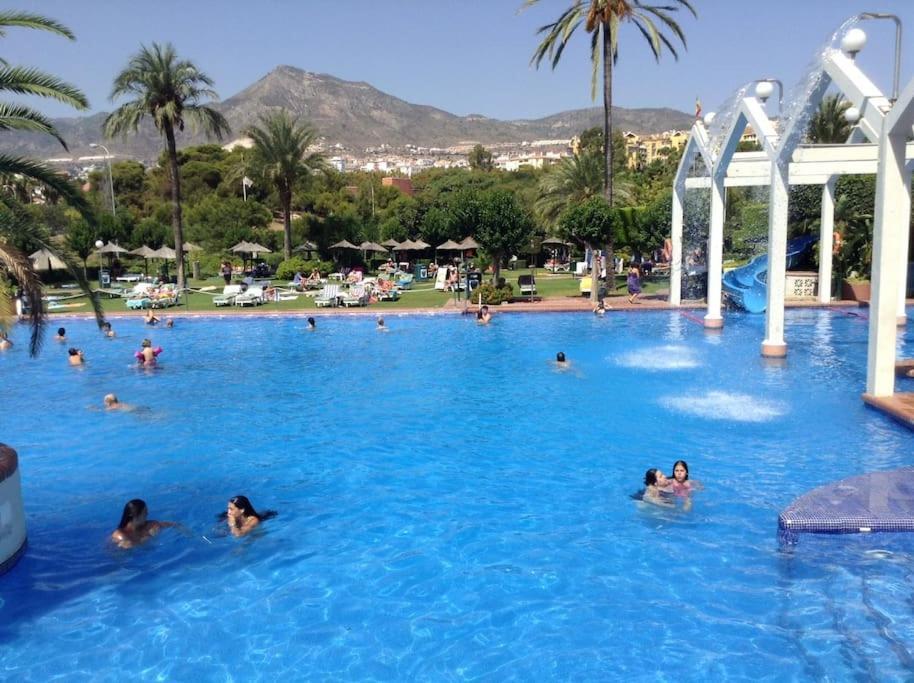 Lux. Frontbeach-Terrace. 5 Pools.Tv. 2 A.C.Netflix Benalmádena Exteriör bild