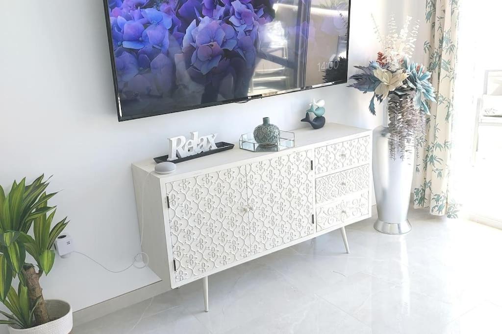 Lux. Frontbeach-Terrace. 5 Pools.Tv. 2 A.C.Netflix Benalmádena Exteriör bild