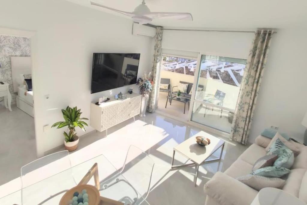 Lux. Frontbeach-Terrace. 5 Pools.Tv. 2 A.C.Netflix Benalmádena Exteriör bild